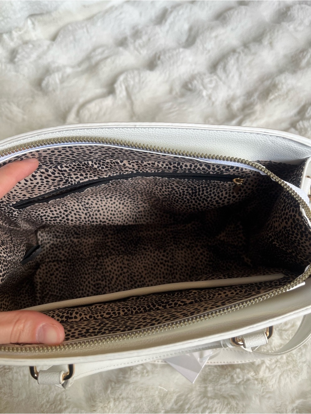 Alyssa White Vegan Leather Satchel NWT Office Siren 90s Corporate Goth Bayonetta - Picture 5 of 6
